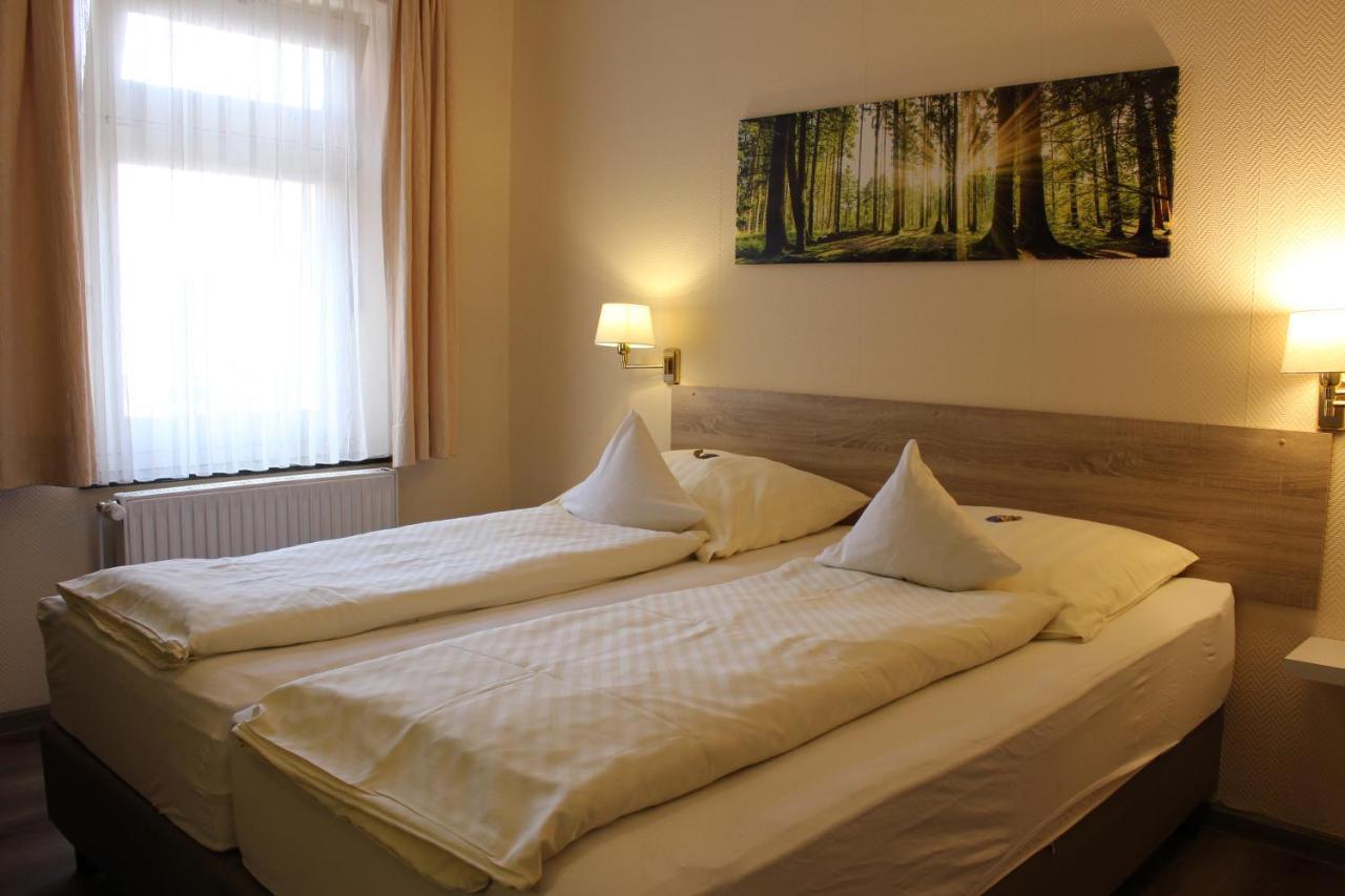 Hotel Schloemer Cloppenburg Bagian luar foto