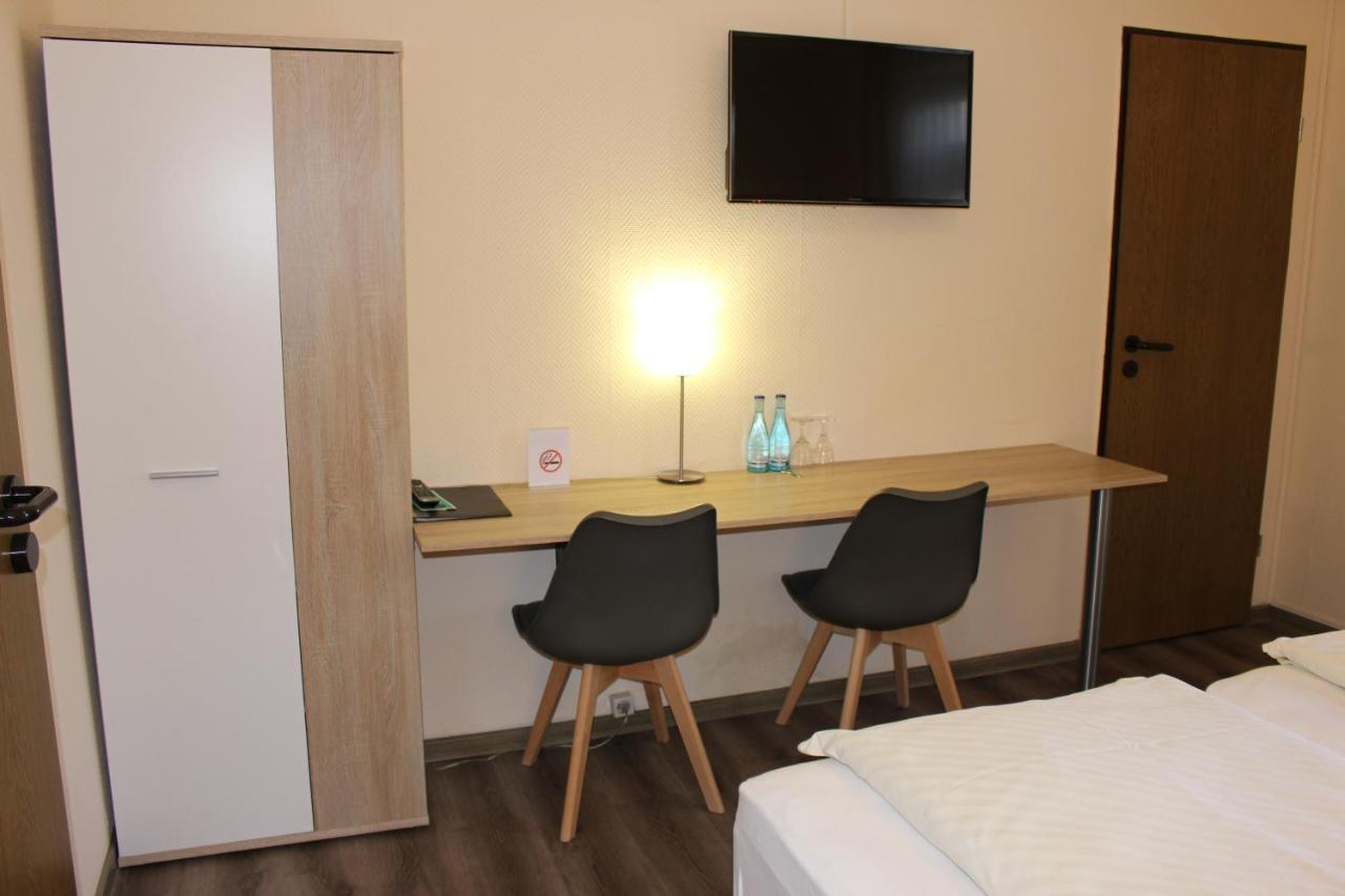 Hotel Schloemer Cloppenburg Bagian luar foto
