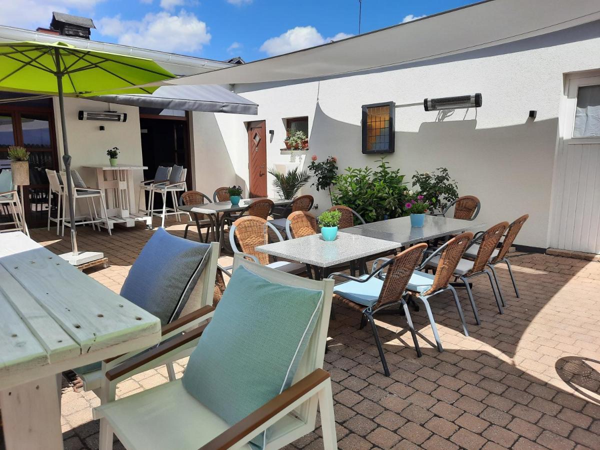 Hotel Schloemer Cloppenburg Bagian luar foto