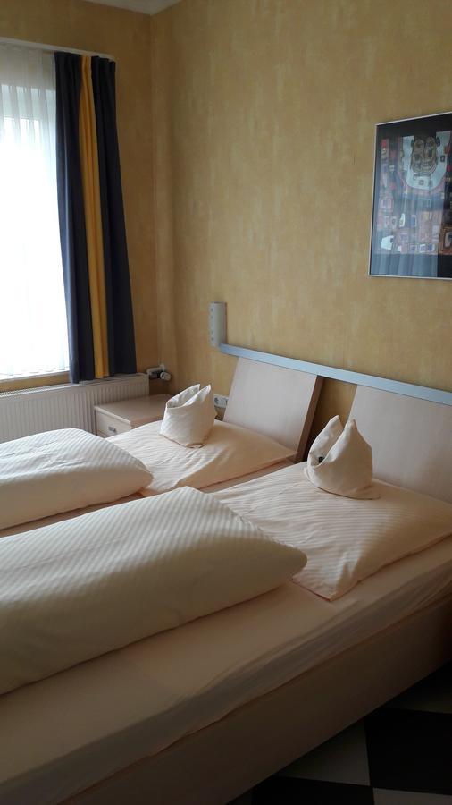 Hotel Schloemer Cloppenburg Bagian luar foto