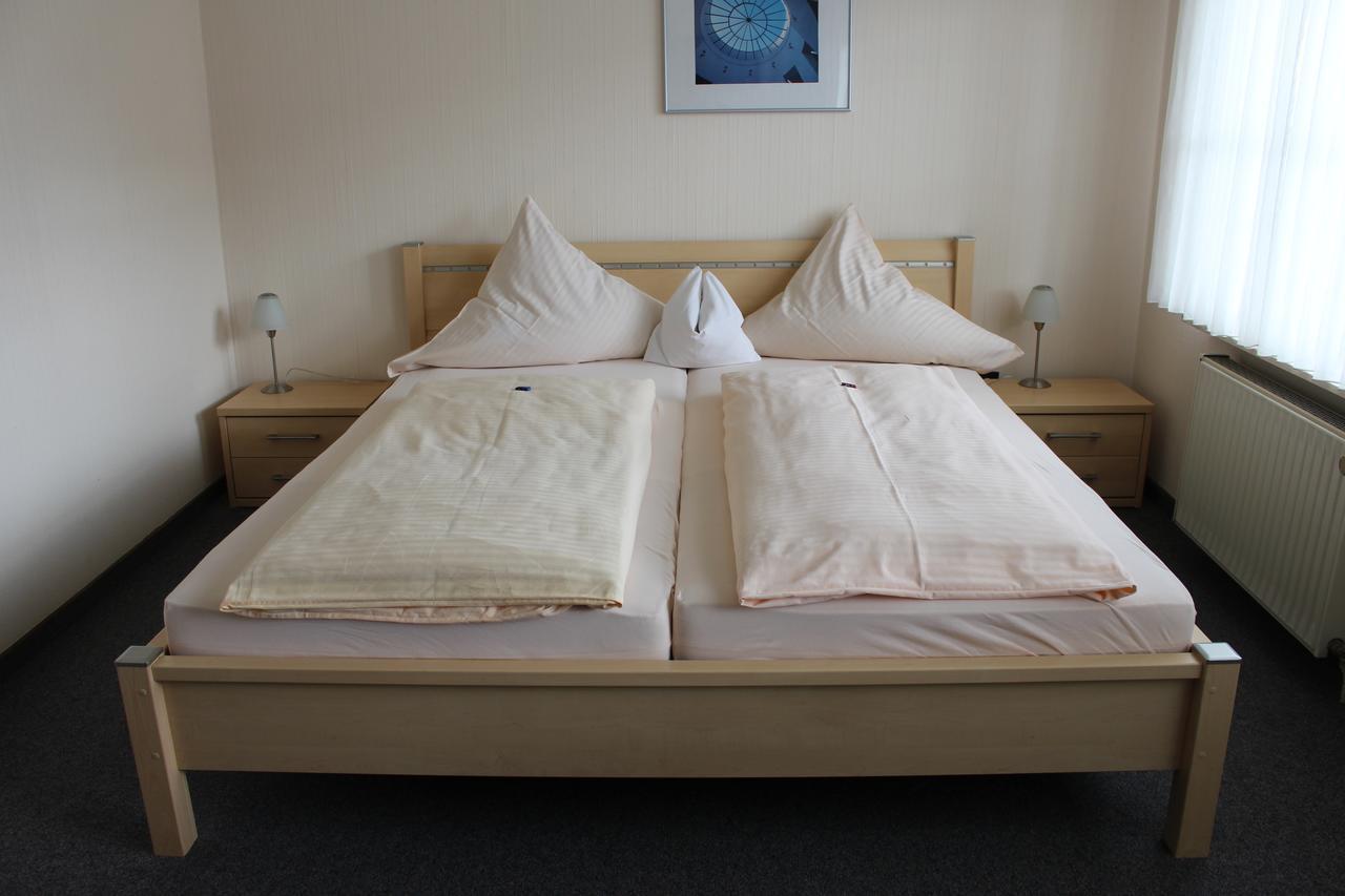 Hotel Schloemer Cloppenburg Bagian luar foto